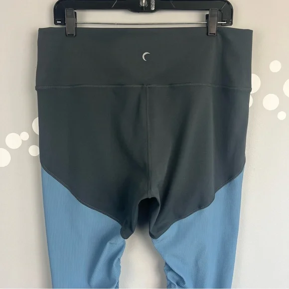 ZYIA Storm Parallel Luxe High Rise 7/8 Athletic Leggings Size 16/18 - Picture 7 of 9